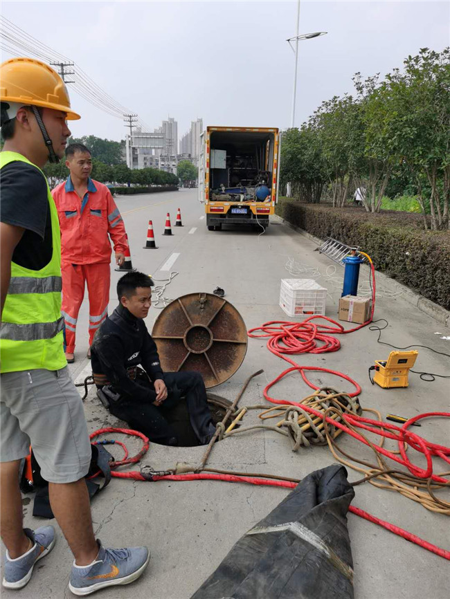 珲春翻衬法管道修复技术主要工序